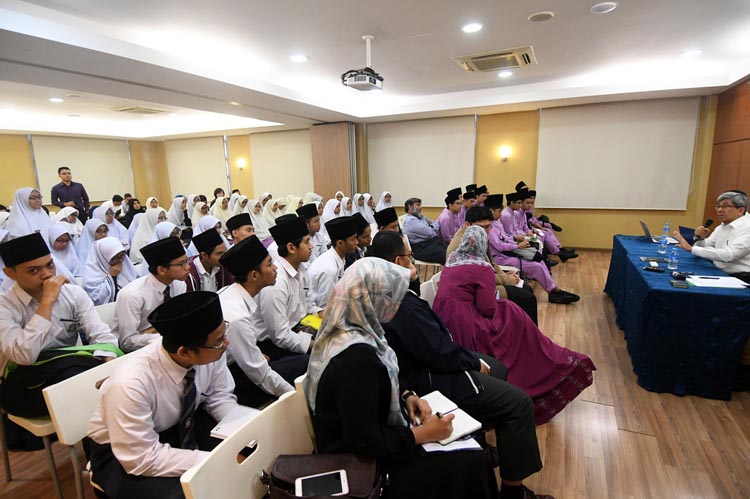 Presentation on Elected Presidency with Madrasah